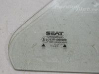 Seat Toledo 1991-1999 Стекло треугольник задней двери, правый