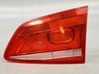 Volkswagen Passat (B7) Задний фонарь (на люке), правый (универсал) Запчасть код: 3AF945094Q
Тип кузова: Universaal