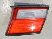 Nissan Almera (N15) 1995-2000 Задний фонарь (на люке), правый (седан) Запчасть код: 26550-2N286