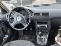 Volkswagen Bora 2002 - Автомобиль на запчасти