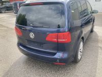 Volkswagen Touran 2012 - Автомобиль на запчасти
