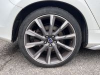 Volvo V60 2011 - Автомобиль на запчасти