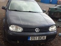 Volkswagen Golf 4 1999 - Автомобиль на запчасти