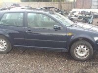 Volkswagen Golf 4 1999 - Автомобиль на запчасти