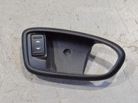 Ford Mondeo Переключатель стеклоподъемника, правый (задний) Запчасть код: 1428969
Тип кузова: Universaal
Ти...