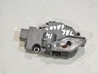 Volkswagen Touareg Шаговый двигатель печки Запчасть код: 7P0907512A
Тип кузова: Maastur
