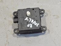 Nissan X-Trail Шаговый двигатель печки, правый Запчасть код: 3J010-30850
Тип кузова: Linnamaastur