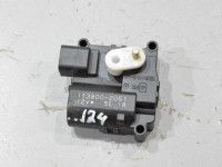 Toyota Avensis (T25) 2003-2008 Шаговый двигатель печки Lisamärkmed: 113800-2051