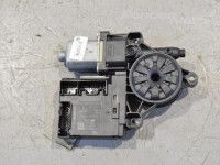 Volkswagen Passat (B7) Двигатель стеклоподъемника, левый передний Запчасть код: 3AA959701A
Тип кузова: Universaal...