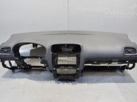 Volkswagen Golf 7 Armatuurlaud Запчасть код: 5K1857001A  81X
Тип кузова: Kabri...