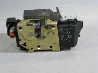 Peugeot 406 1995-2004 Замок двери, правый (задний) Запчасть код: 913870