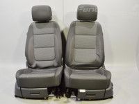 Volkswagen Sharan передних сидений, набор Запчасть код: 7N0881405S HDH / 7N0881806AS H
Ти...