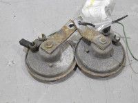 Nissan Primera 1990-1998 Сигнальный рожок