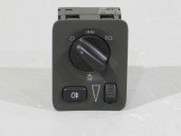 Saab 9-5 1997-2010 Esitulede lüliti Запчасть код: 4616124
Тип кузова: Sedaan
Тип дв...
