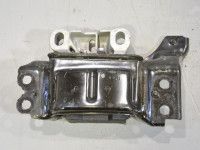 Volkswagen Polo Крепление коробки передач, слева Запчасть код: 2Q0199555AF
Тип кузова: 5-ust luu...
