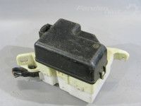 Toyota Yaris 1999-2005 Блок предохранителей Запчасть код: 82741-52010