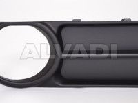 Toyota Corolla Verso 2004-2010 РЕШЕТКА В БАМПЕРЕ РЕШЕТКА В БАМПЕРЕ для TOYOTA COROLLA VERSO (ZER...