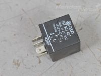 Ford Galaxy реле Запчасть код: 357907467
Тип кузова: Mahtuniversaal