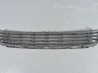 Volkswagen Golf 6 Решетка бампера (посередине) Запчасть код: 5K0853671 RYP
Тип двигателя: CAYC