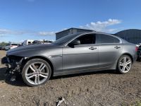 Jaguar XE 2016 - Автомобиль на запчасти