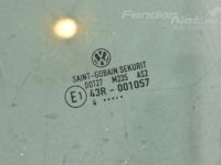 Volkswagen Golf 5 Стекло двери, левый (3-дверный) Запчасть код: 1K3845201B
Тип кузова: 3-ust luuk...