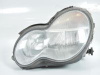 Mercedes-Benz C (W203) Фара, левый Запчасть код: A2038200161
Тип кузова: Universaal