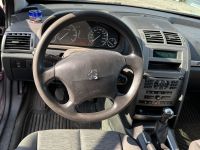 Peugeot 407 2004 - Автомобиль на запчасти