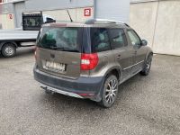 Skoda Yeti 2013 - Автомобиль на запчасти