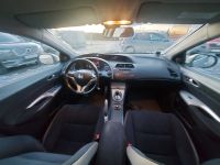 Honda Civic 2006 - Автомобиль на запчасти