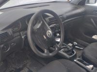 Volkswagen Passat 2001 - Автомобиль на запчасти