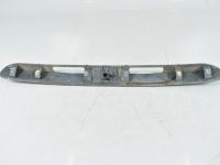 Peugeot 207 Номерной знак планка/освещение Запчасть код: 8742 L0
Тип кузова: 5-ust luukpära