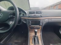 Mercedes-Benz E (W211) 2006 - Автомобиль на запчасти