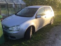 Volkswagen Golf 5 2004 - Автомобиль на запчасти