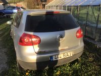 Volkswagen Golf 5 2004 - Автомобиль на запчасти