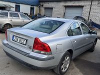 Volvo S60 2001 - Автомобиль на запчасти