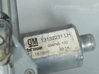 Opel Zafira (B) Механизм стеклоподъемника, левый задний (эл.) Запчасть код: 13132231
Тип кузова: Mahtuniversaal