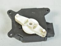 Opel Vectra (C) Шаговый двигатель печки Запчасть код: 006972T
Тип кузова: Universaal