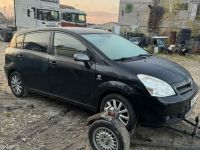 Toyota Corolla Verso 2005 - Автомобиль на запчасти