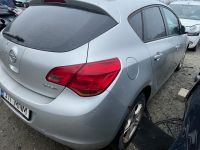 Opel Astra (J) 2011 - Автомобиль на запчасти