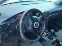 Volkswagen Passat 2003 - Автомобиль на запчасти