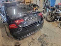 Audi A8 (D4) 2015 - Автомобиль на запчасти