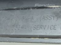 Ford Focus Молдинг, правый задний, Запчасть код: 2265355
Тип кузова: Universaal